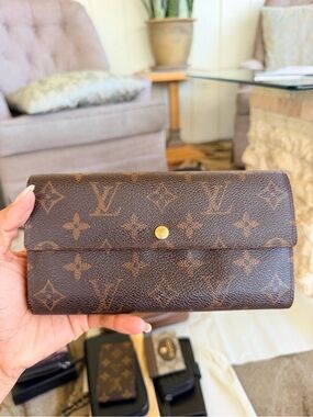 Louis Vuitton Sarah Monogram Wallet 💝💝💝